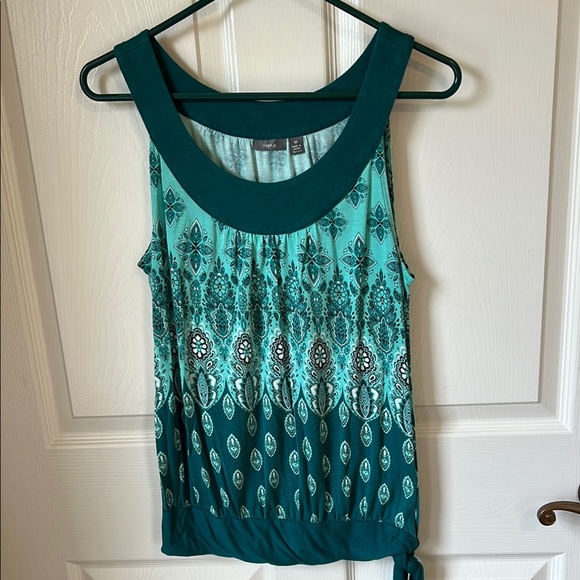 Apt. 9 Tops - Apt. 9 Green Sleeveless Top